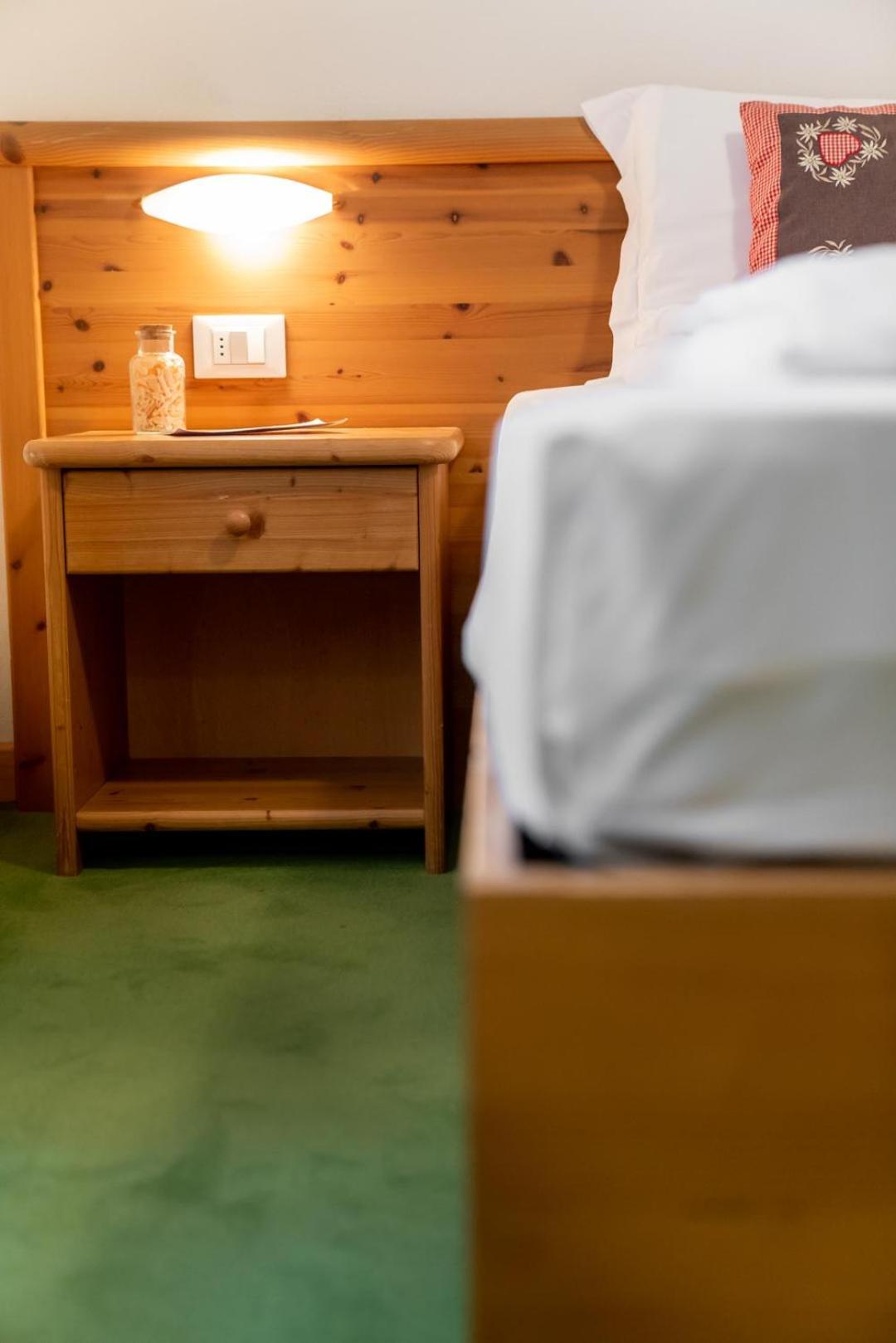 Al Sole Mountain Chic Hotel Folgaria Værelse billede